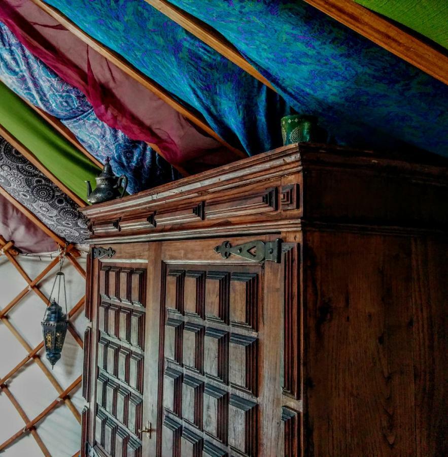 Star Gazing Luxury Yurt With River Views, Off Grid Eco Living Vale do Barco Exterior photo